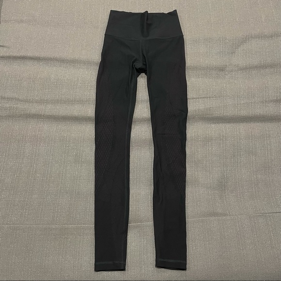 Lululemon Mapped Out High-Rise Tight 28" - Picture 4 of 9